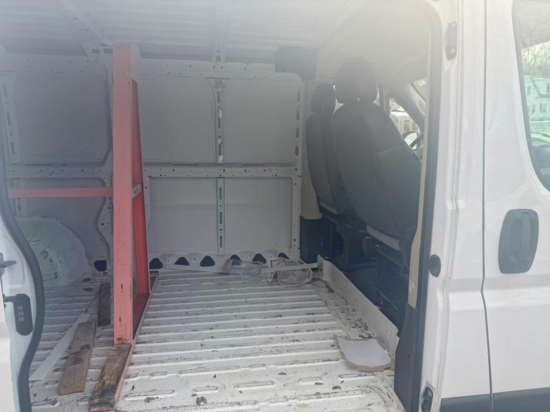 79631695 :رقم المزاد ، 3C6TRVAG4KE502801 vin ، 2019 Ram Promaster 1500 مزاد بيع
