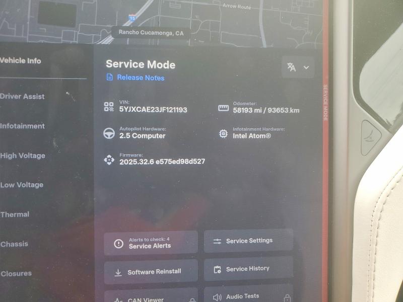 76589295 :رقم المزاد ، 5YJXCAE23JF121193 vin ، 2018 Tesla Model X مزاد بيع