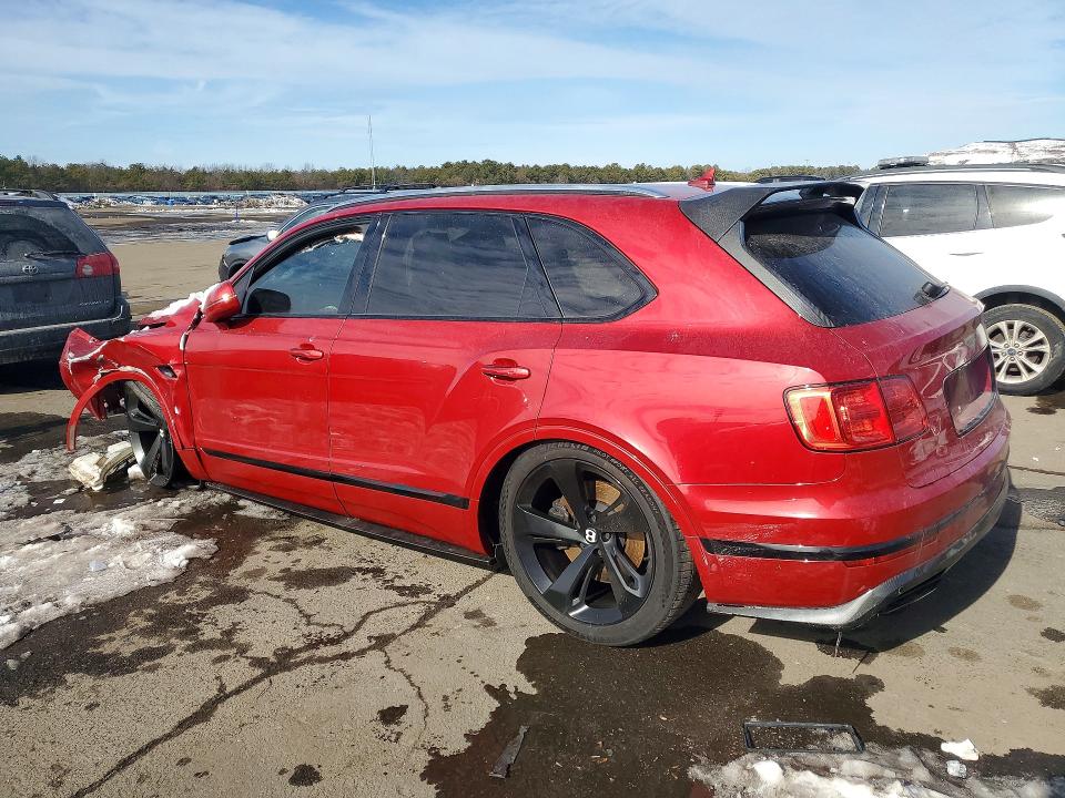 2018 Bentley Bentayga მანქანა იყიდება აუქციონზე, vin: SJAAC2ZVXJC020098, აუქციონის ნომერი: 76157485