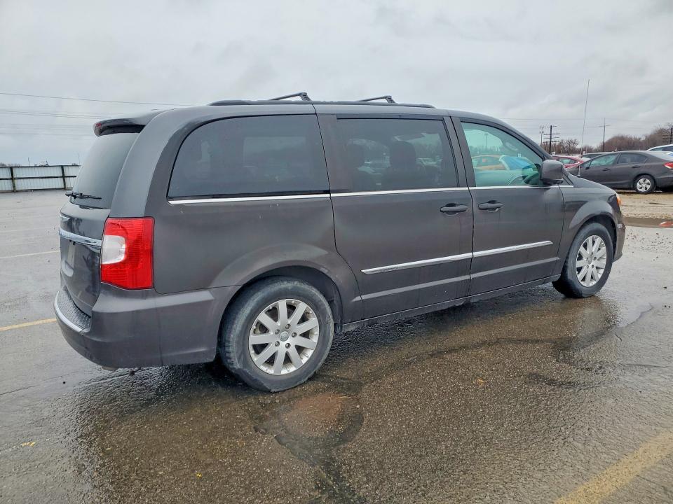 77707735 :رقم المزاد ، 2C4RC1BG5FR644641 vin ، 2015 Chrysler Town & Country مزاد بيع