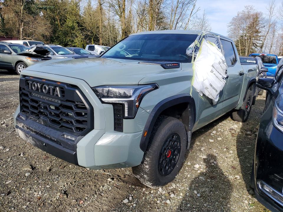 Продажа на аукционе авто 2022 Toyota Tundra Cre, vin: 5TFPC5DB3NX002905, номер лота: 74300445