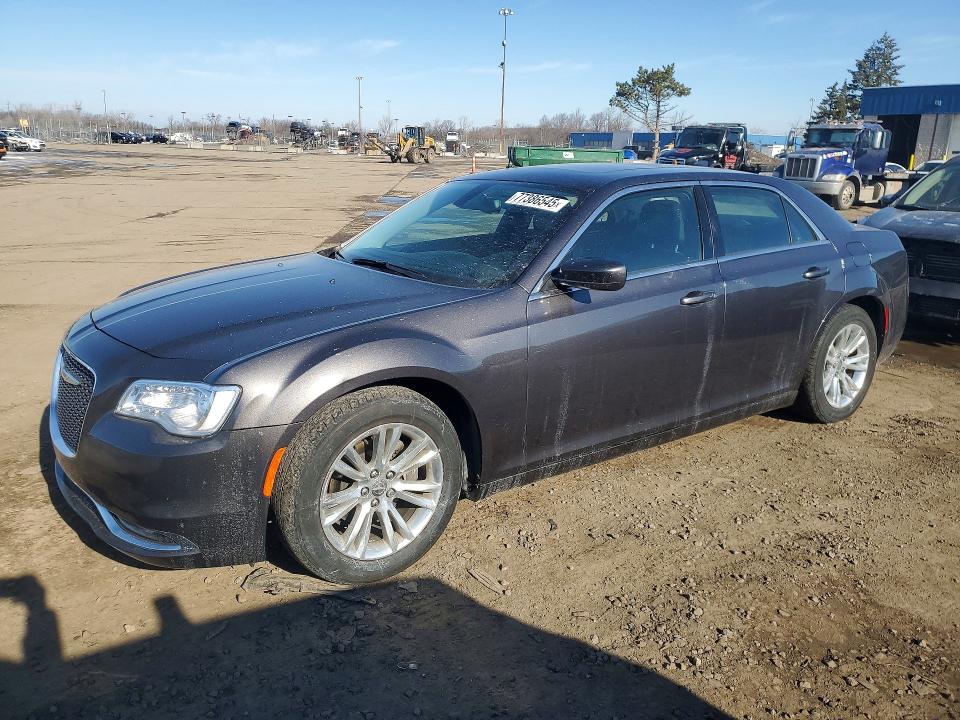 2016 Chrysler 300 მანქანა იყიდება აუქციონზე, vin: 2C3CCAAG1GH243834, აუქციონის ნომერი: 77386545