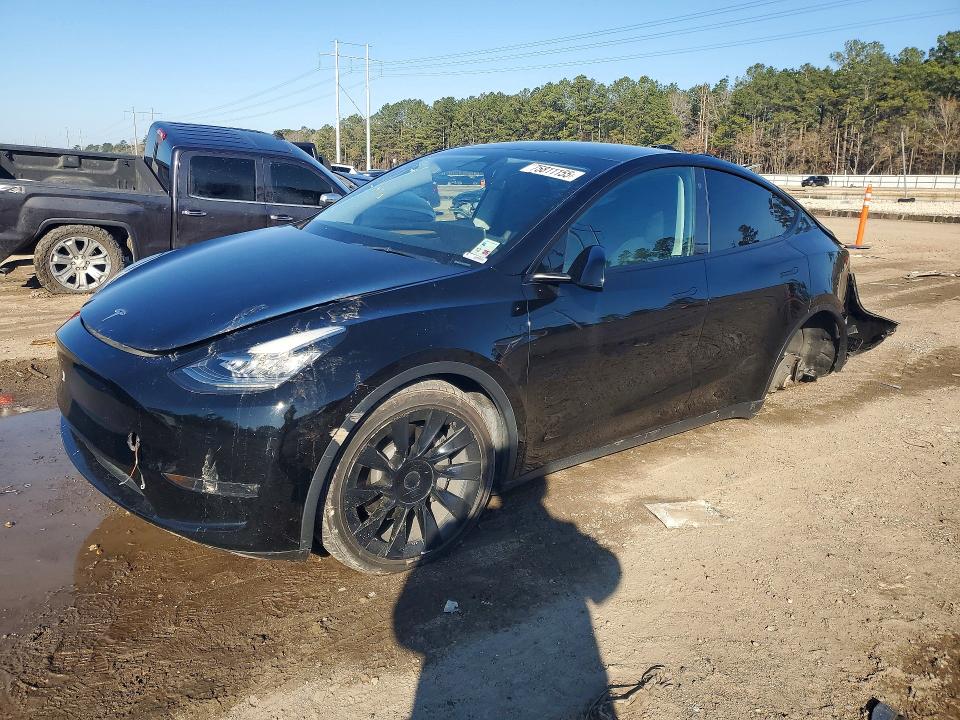 Продажа на аукционе авто 2023 Tesla Model Y, vin: 7SAYGDEE1PA057233, номер лота: 75811155