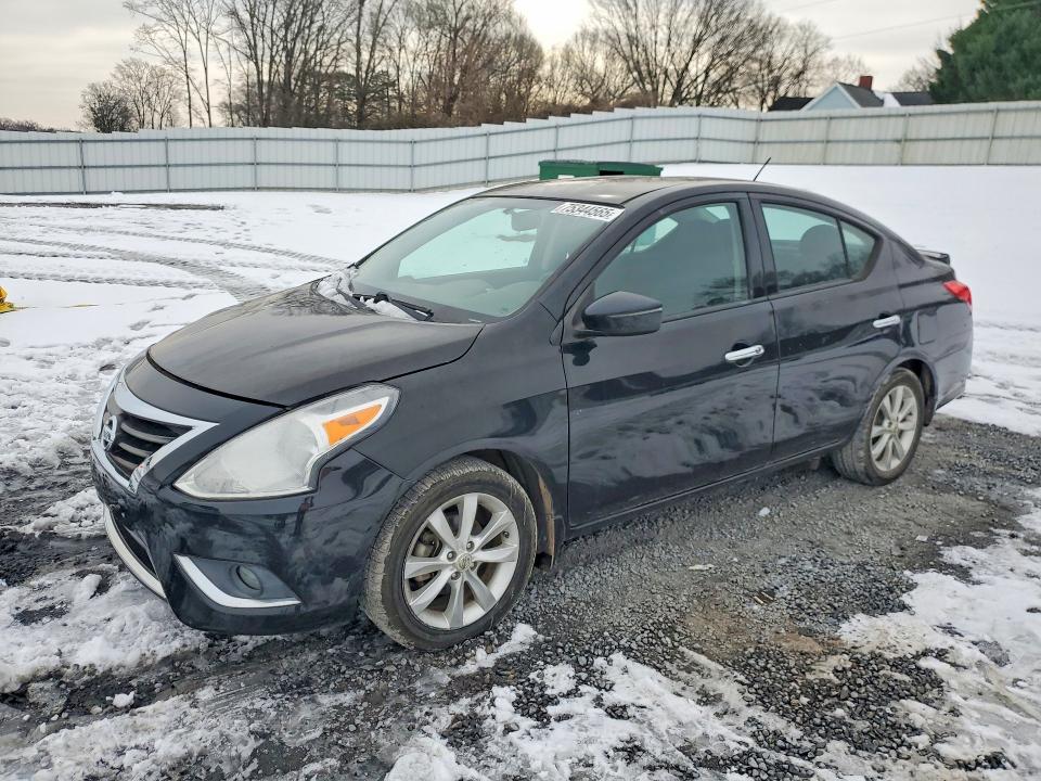 Auction sale of the 2015 Nissan Versa, vin: 3N1CN7AP0FL897547, lot number: 75344565