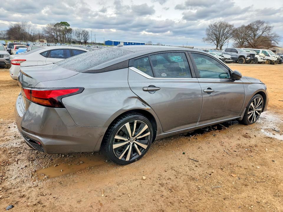 2022 Nissan Altima მანქანა იყიდება აუქციონზე, vin: 1N4BL4CV9NN321596, აუქციონის ნომერი: 77674065