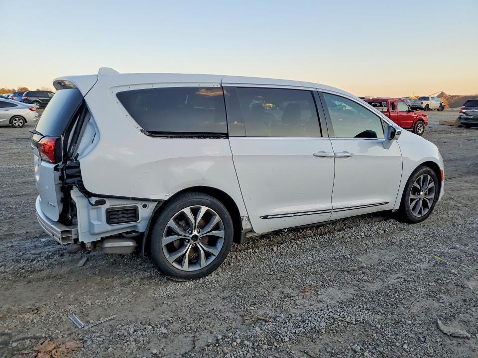 Продажа на аукционе авто 2017 Chrysler Pacifica, vin: 2C4RC1GG1HR653557, номер лота: 76341485