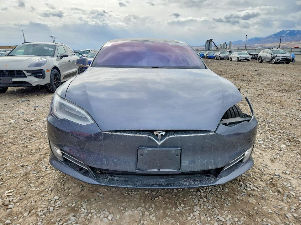 Продажа на аукционе авто 2020 Tesla Model S, vin: 5YJSA1E29LF385389, номер лота: 77201825