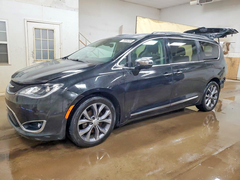 Продаж на аукціоні авто 2018 Chrysler Pacifica, vin: 2C4RC1GG0JR198285, номер лоту: 78304205