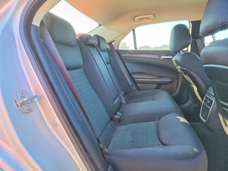 76018535 :رقم المزاد ، 2C3CCAAG2KH711059 vin ، 2019 Chrysler 300 مزاد بيع