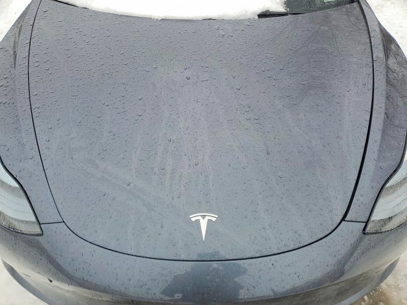 76970575 :رقم المزاد ، LRW3E1EB9PC932847 vin ، 2023 Tesla Model 3 مزاد بيع