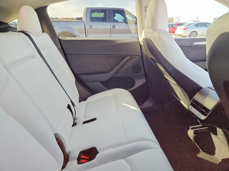 74929105 :رقم المزاد ، 7SAYGAEE9RF166768 vin ، 2024 Tesla Model Y مزاد بيع