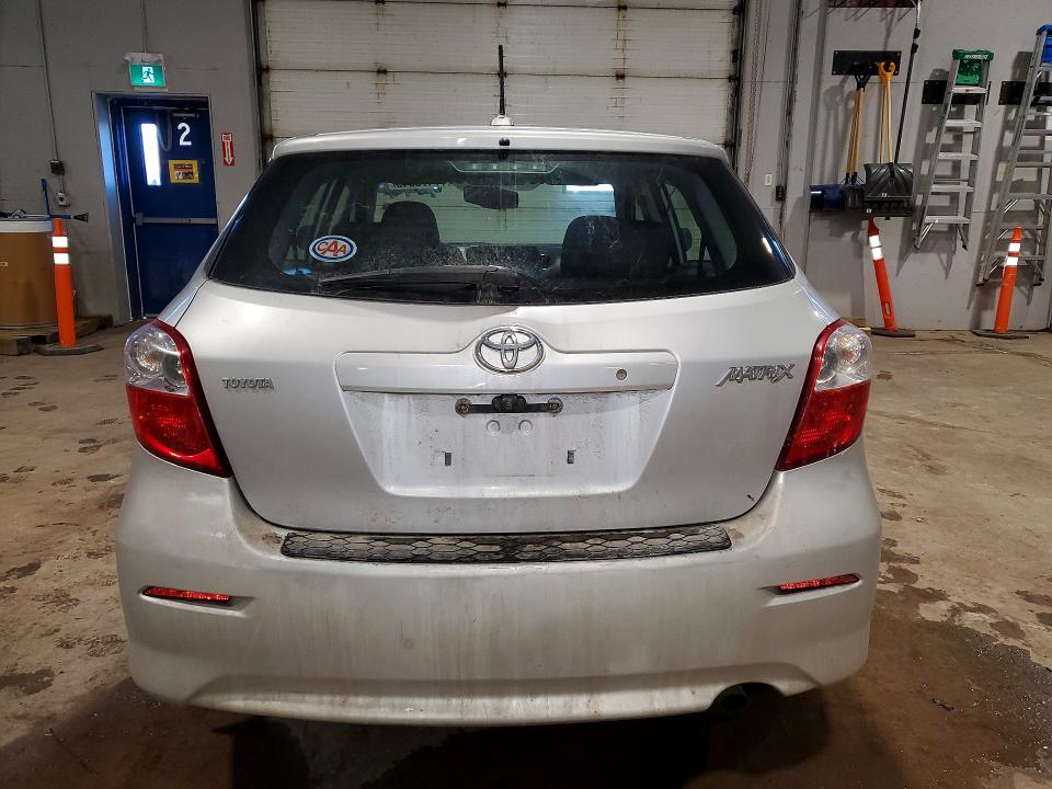 77176545 :رقم المزاد ، 2T1KU4EE7AC205122 vin ، 2010 Toyota Corolla Matrix مزاد بيع