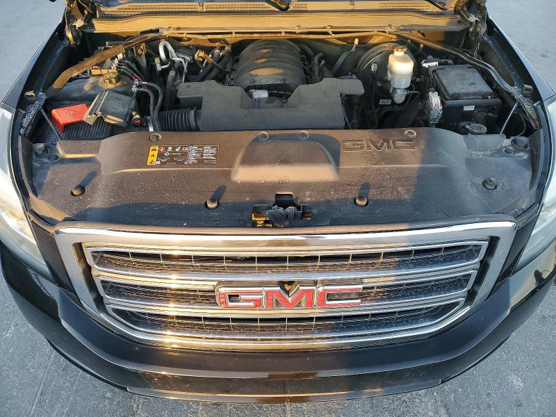 75667235 :رقم المزاد ، 1GKS1GKC3JR384587 vin ، 2018 Gmc Yukon Xl C مزاد بيع