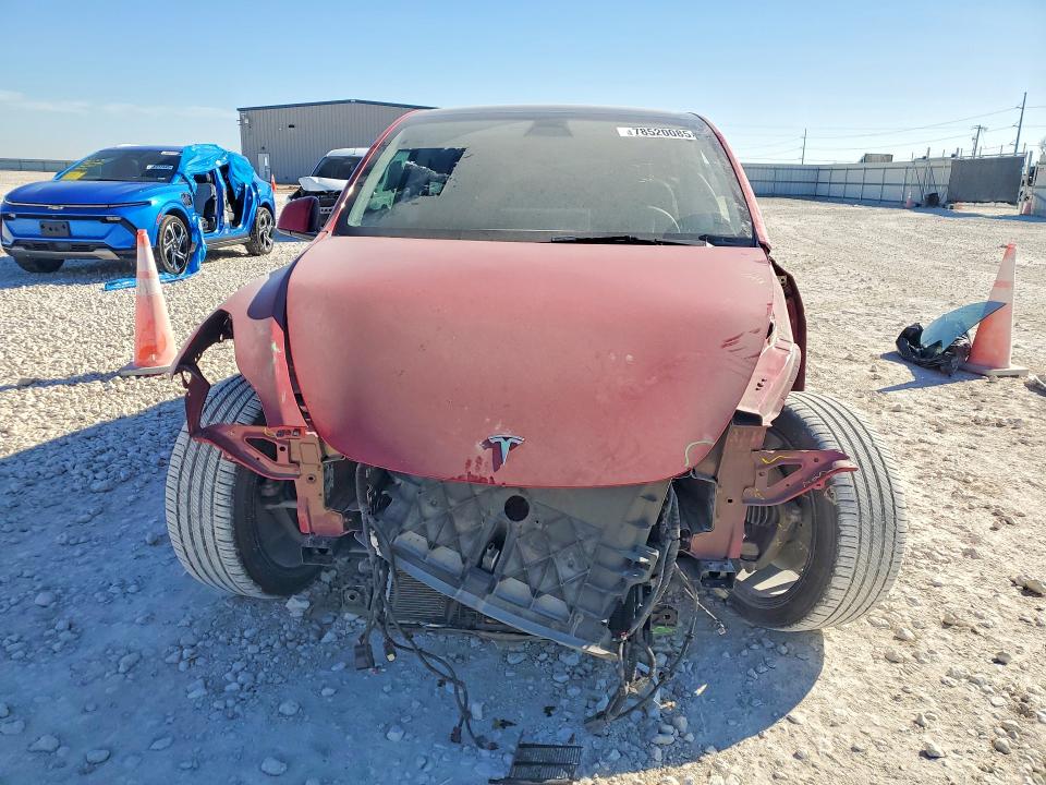 78520085 :رقم المزاد ، 7SAYGDEE5NF399445 vin ، 2022 Tesla Model Y مزاد بيع
