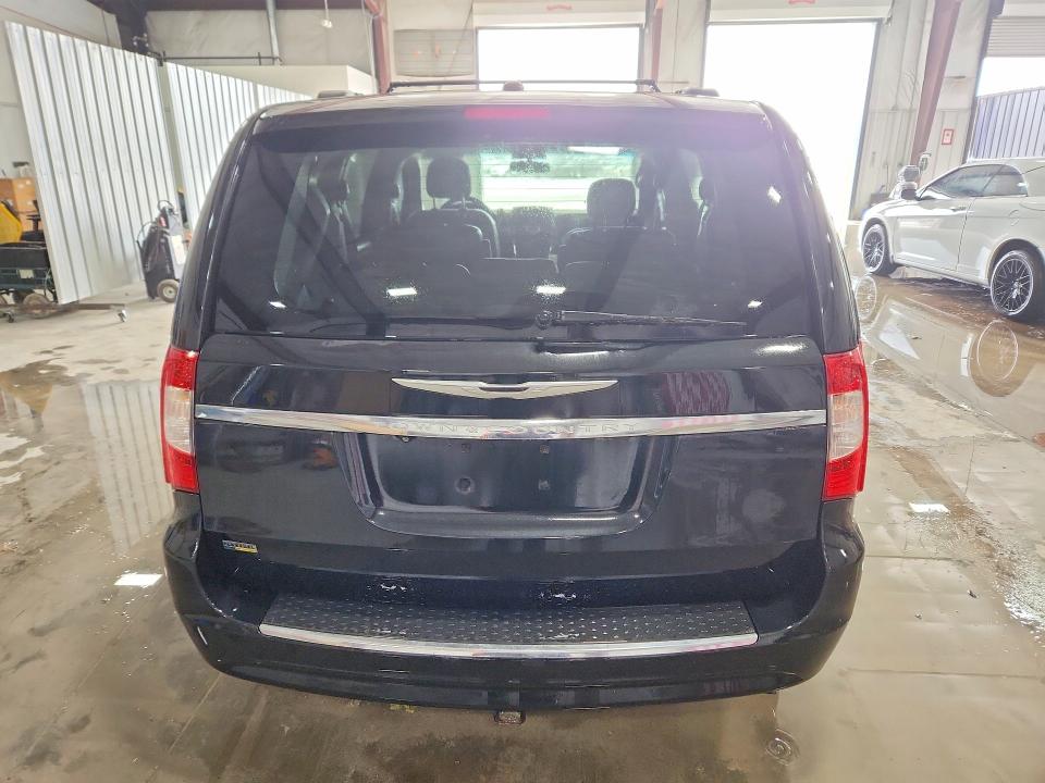 Auction sale of the 2013 Chrysler Town & Country, vin: 2C4RC1BG3DR518890, lot number: 78223515