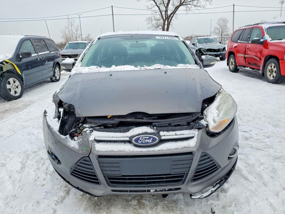 76717825 :رقم المزاد ، 1FADP3F24DL310539 vin ، 2013 Ford Focus مزاد بيع