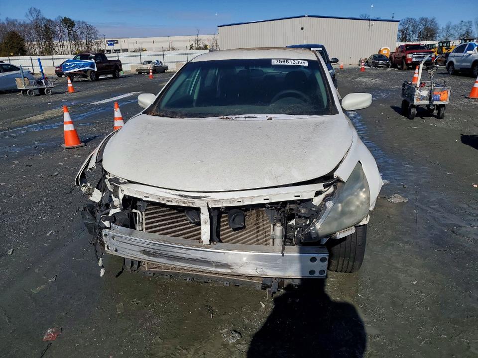 75661335 :رقم المزاد ، 1N4AL3AP8FC494937 vin ، 2015 Nissan Altima مزاد بيع