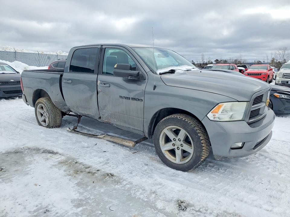 77678525 :رقم المزاد ، 1D7RV1CT4BS681698 vin ، 2011 Dodge Ram 1500 مزاد بيع