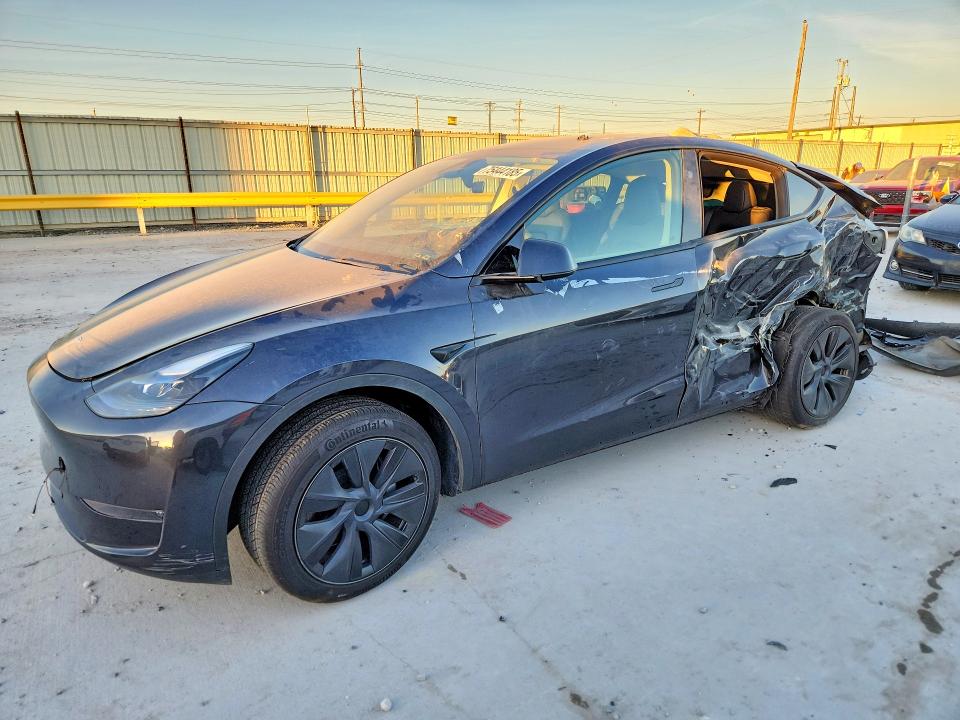 Продажа на аукционе авто 2024 Tesla Model Y, vin: 7SAYGAEE9RF099511, номер лота: 75444185