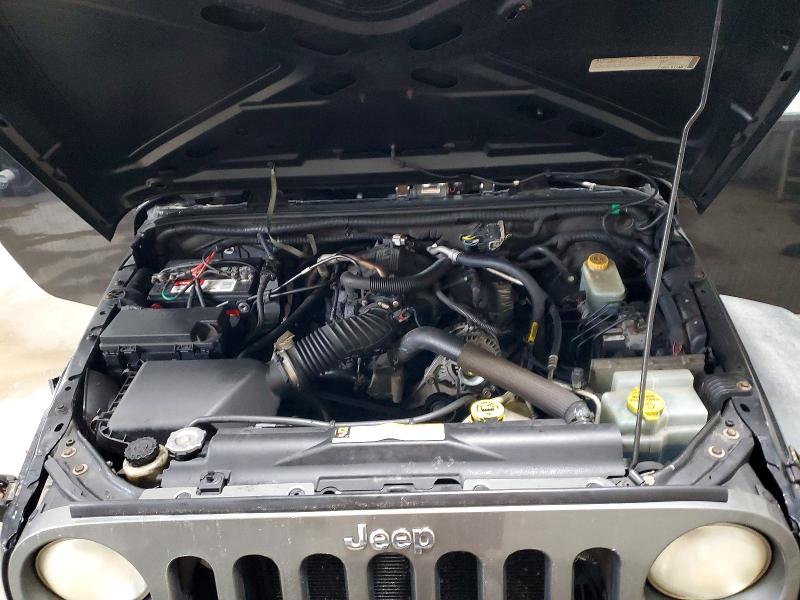 76995435 :رقم المزاد ، 1J4BA3H11AL189479 vin ، 2010 Jeep Wrangler Unlimited مزاد بيع