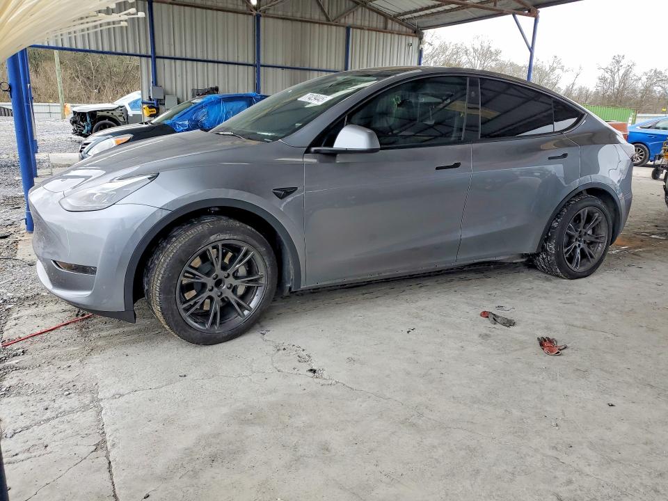 77429445 :رقم المزاد ، 7SAYGDED5RA332516 vin ، 2024 Tesla Model Y مزاد بيع