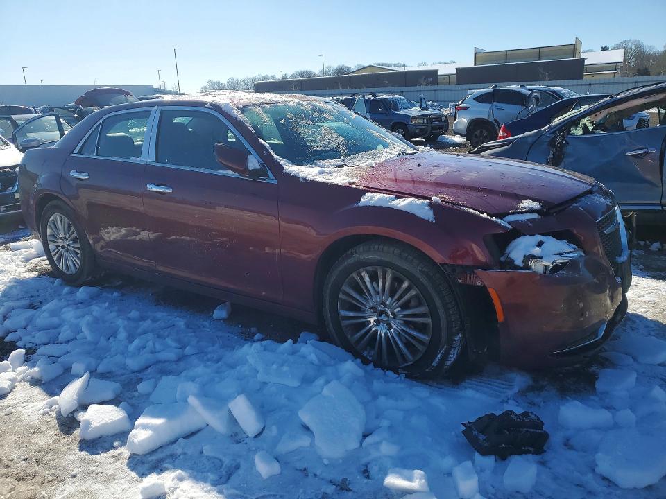 2015 Chrysler 300 მანქანა იყიდება აუქციონზე, vin: 2C3CCARG9FH899783, აუქციონის ნომერი: 76713805