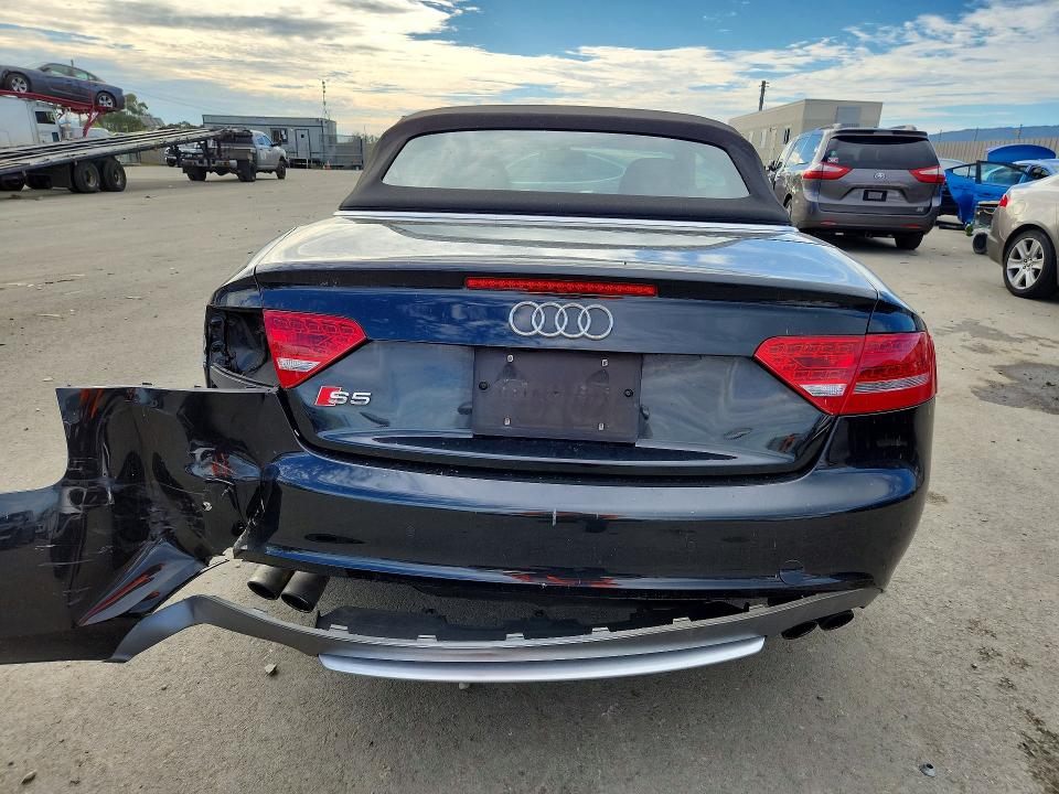 Aukcja sprzedaży 2011 Audi S5, vin: WAUVGAFHXBN004922, numer aukcji: 77213405