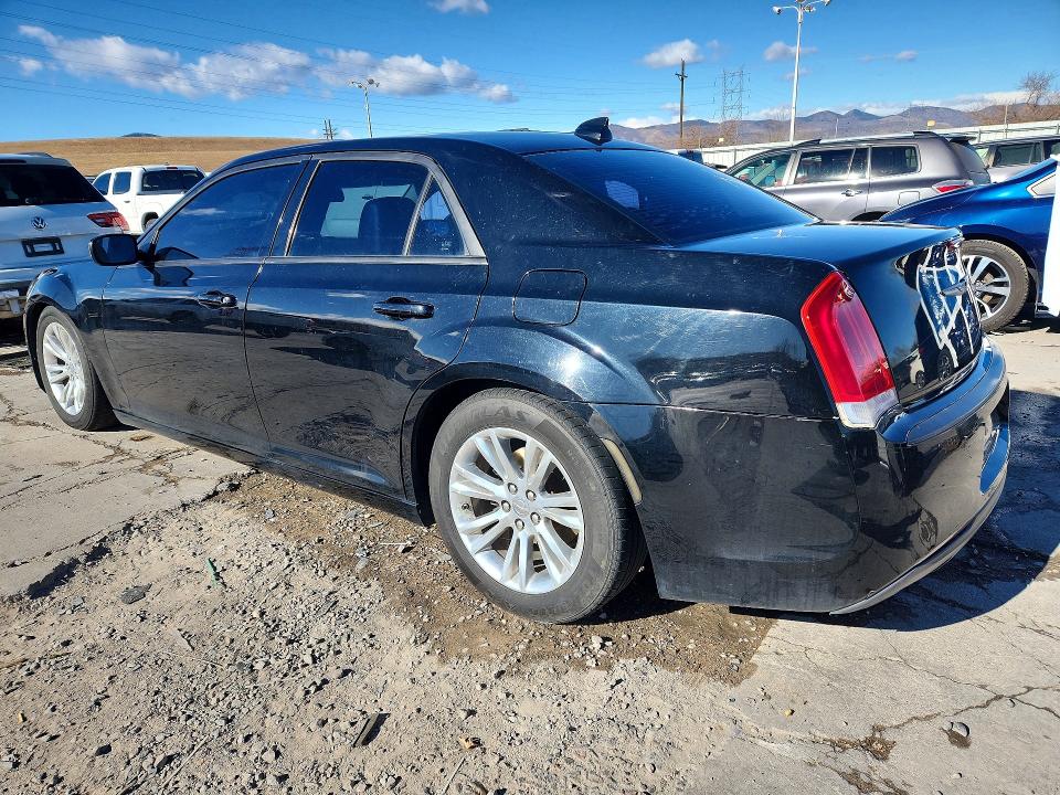 Продаж на аукціоні авто 2016 Chrysler 300, vin: 2C3CCAAG5GH306353, номер лоту: 77430815
