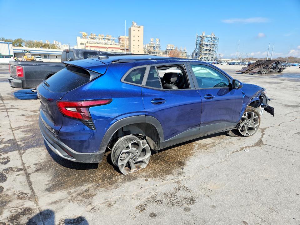 2024 Chevrolet Trax მანქანა იყიდება აუქციონზე, vin: KL77LHE24RC136901, აუქციონის ნომერი: 76957965