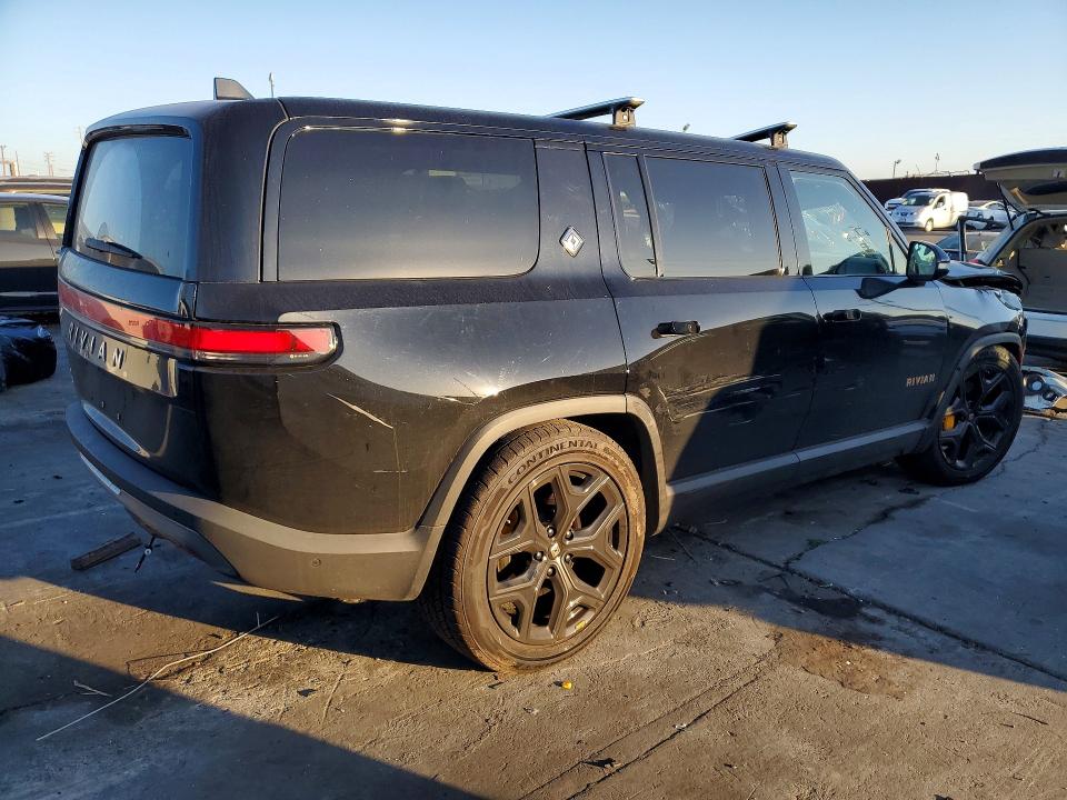 76036285 :رقم المزاد ، 7PDSGABL1NN001954 vin ، 2022 Rivian R1s مزاد بيع