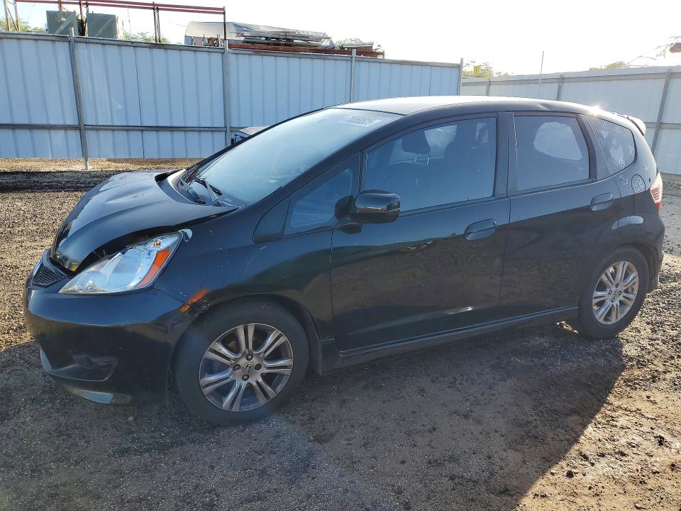 75550825 :رقم المزاد ، JHMGE8H62AC004329 vin ، 2010 Honda Fit مزاد بيع