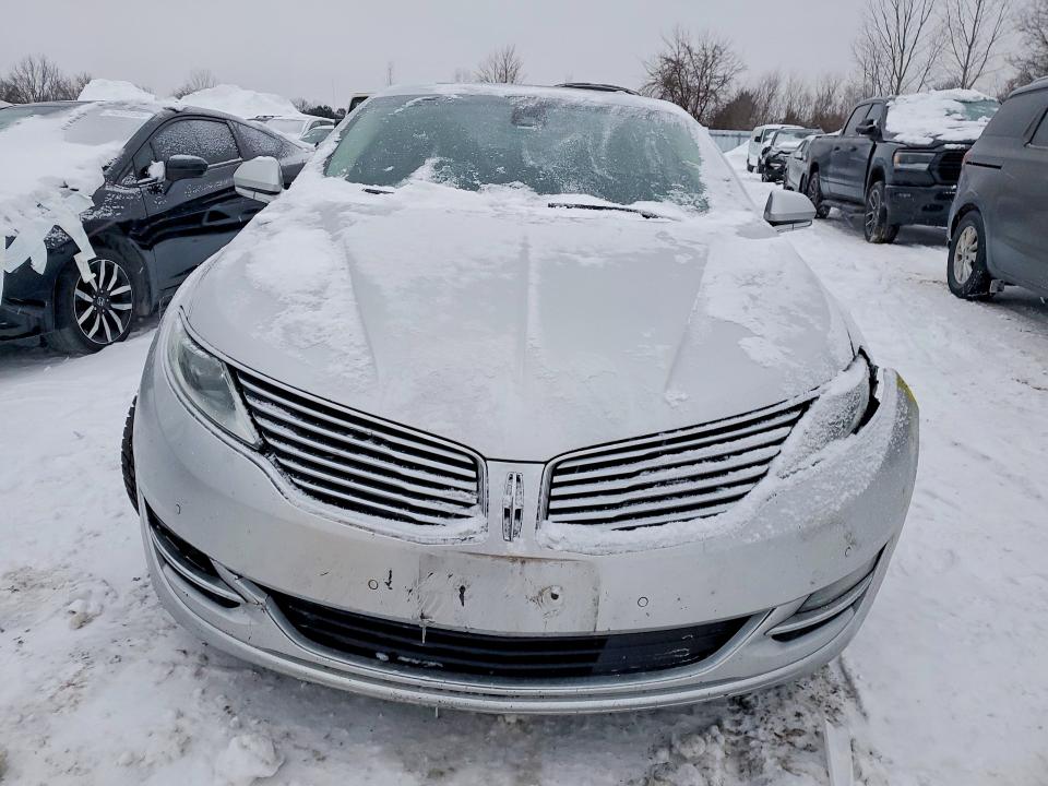 Продажа на аукционе авто 2015 Lincoln Mkz, vin: 3LN6L2LU1FR620839, номер лота: 75292415