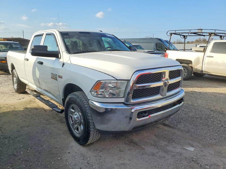 2015 Ram 2500 St მანქანა იყიდება აუქციონზე, vin: 3C6UR4HJ7FG654789, აუქციონის ნომერი: 76740645