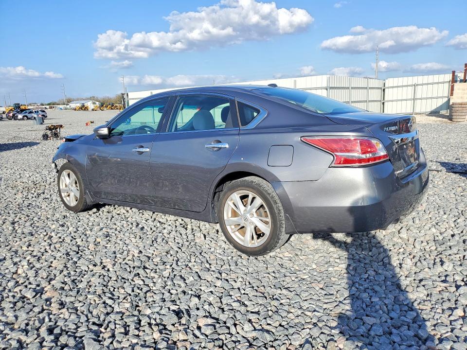 2015 Nissan Altima მანქანა იყიდება აუქციონზე, vin: 1N4AL3AP5FC440916, აუქციონის ნომერი: 77530645