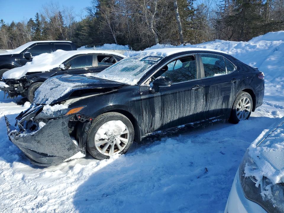 75829305 :رقم المزاد ، 4T1G11AK7MU586143 vin ، 2021 Toyota Camry مزاد بيع