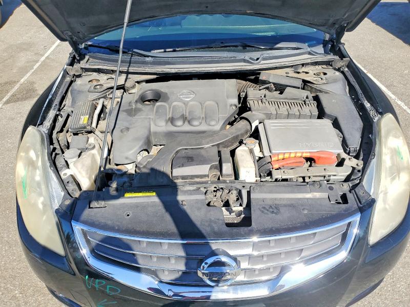 2010 Nissan Altima Hybrid მანქანა იყიდება აუქციონზე, vin: 1N4CL2AP7AC108357, აუქციონის ნომერი: 76471925