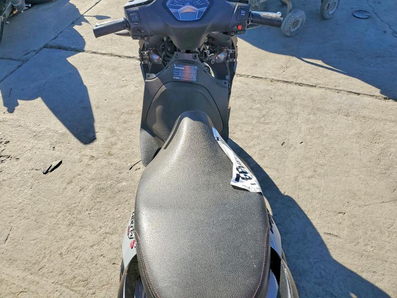76052755 :رقم المزاد ، ZAPM898G7N7003622 vin ، 2022 Piaggio Liberty 15 مزاد بيع