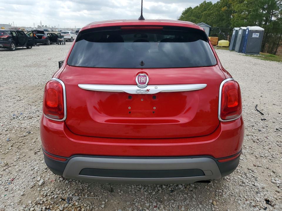 76132445 :رقم المزاد ، ZFBCFYCT0GP380901 vin ، 2016 Fiat 500x مزاد بيع