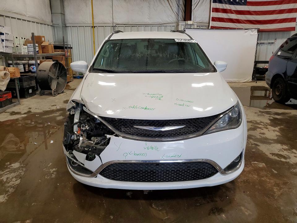 Продажа на аукционе авто 2019 Chrysler Pacifica, vin: 2C4RC1BG0KR721183, номер лота: 75718585
