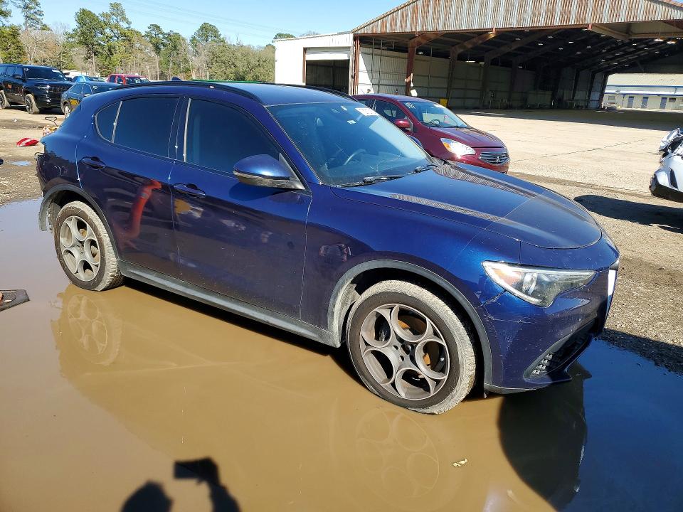 Aukcja sprzedaży 2018 Alfa Romeo Stelvio, vin: ZASFAKPN3J7B75508, numer aukcji: 75372015