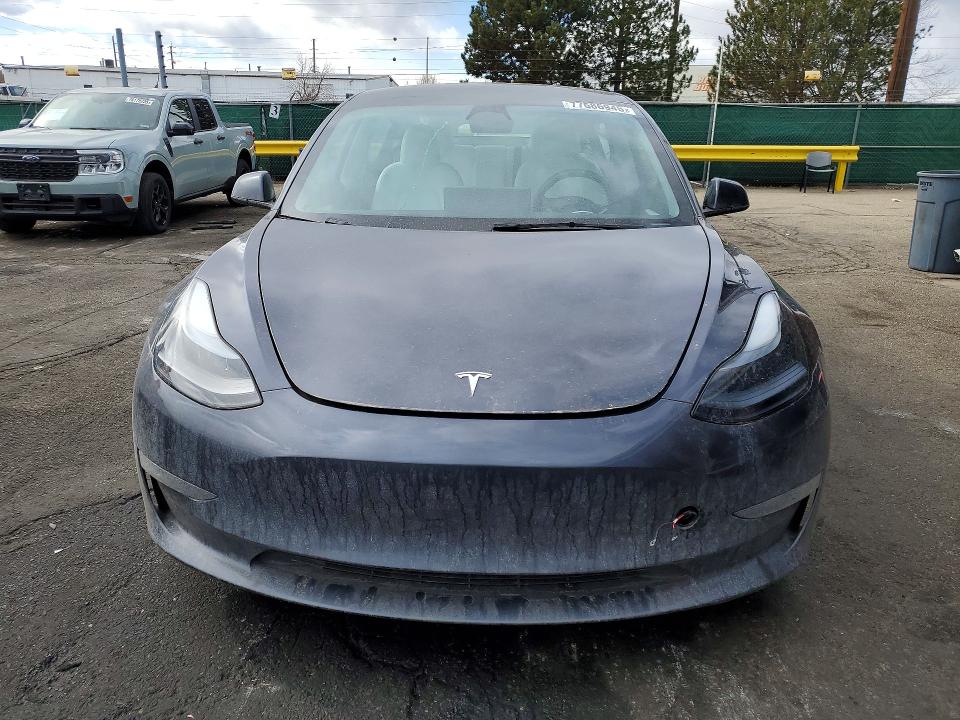 2023 Tesla Model 3 მანქანა იყიდება აუქციონზე, vin: 5YJ3E1EB1PF690982, აუქციონის ნომერი: 77686945
