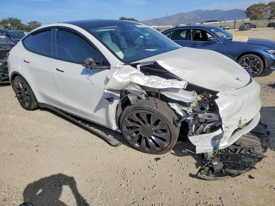 75827955 :رقم المزاد ، 7SAYGDEF3PF741129 vin ، 2023 Tesla Model Y مزاد بيع