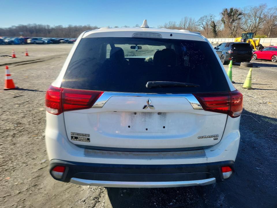 77499845 :رقم المزاد ، JA4AD3A3XJZ017852 vin ، 2018 Mitsubishi Outlander مزاد بيع