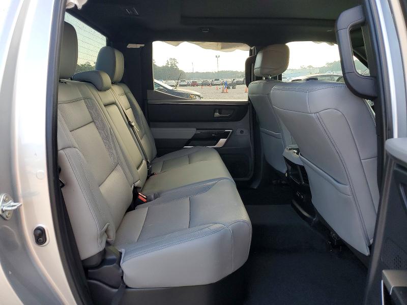 Продаж на аукціоні авто 2025 Toyota Tundra, vin: 5TFWA5DB0SX310790, номер лоту: 77145855