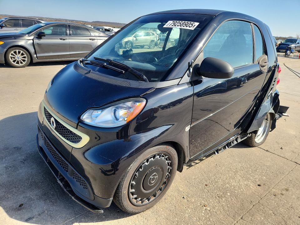 Auction sale of the 2015 Smart Fortwo, vin: WMEEJ3BA0FK805473, lot number: 79258905
