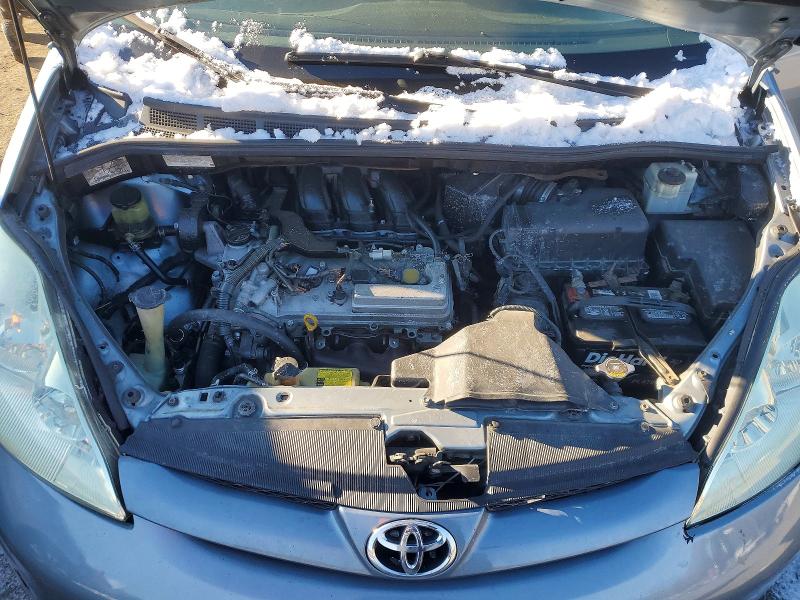 Продажа на аукционе авто 2010 Toyota Sienna, vin: 5TDKK4CC6AS325511, номер лота: 75662855