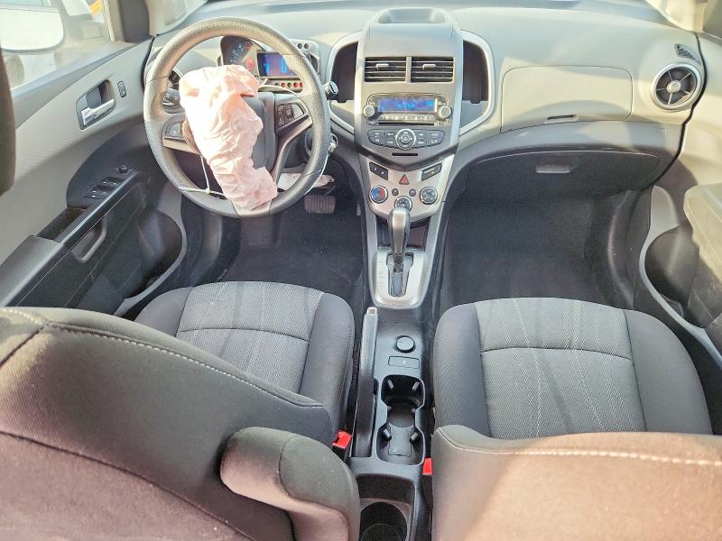 75666825 :رقم المزاد ، 1G1JC6SH3F4176665 vin ، 2015 Chevrolet Sonic مزاد بيع