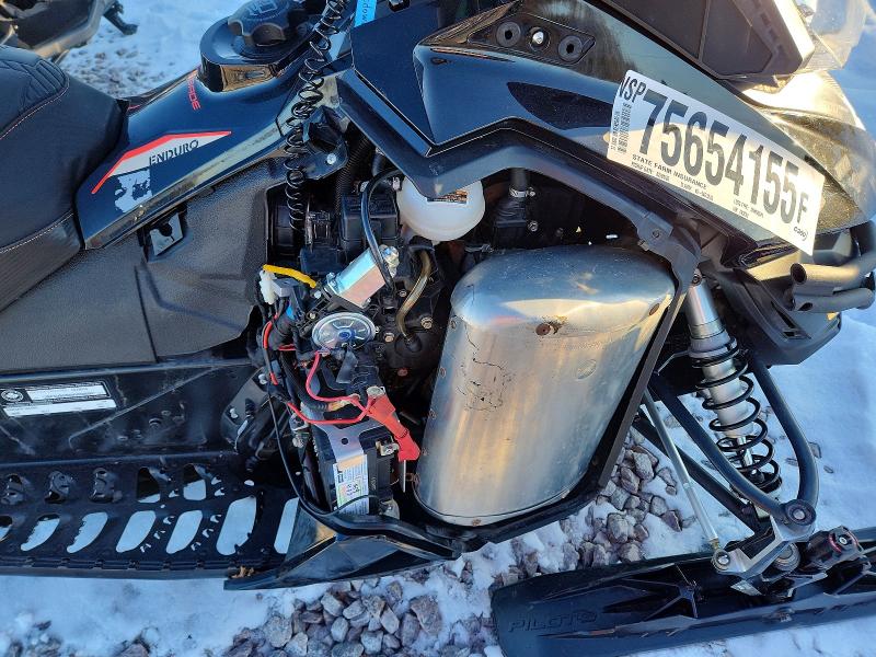 2017 Ski Doo Sm Renegade Enduro 1 მანქანა იყიდება აუქციონზე, vin: 2BPSUBHB0HV000099, აუქციონის ნომერი: 75654155