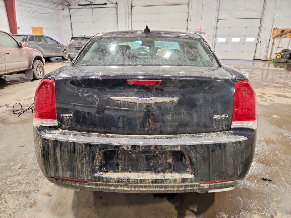 78035635 :رقم المزاد ، 2C3CCARG1JH269233 vin ، 2018 Chrysler 300 مزاد بيع