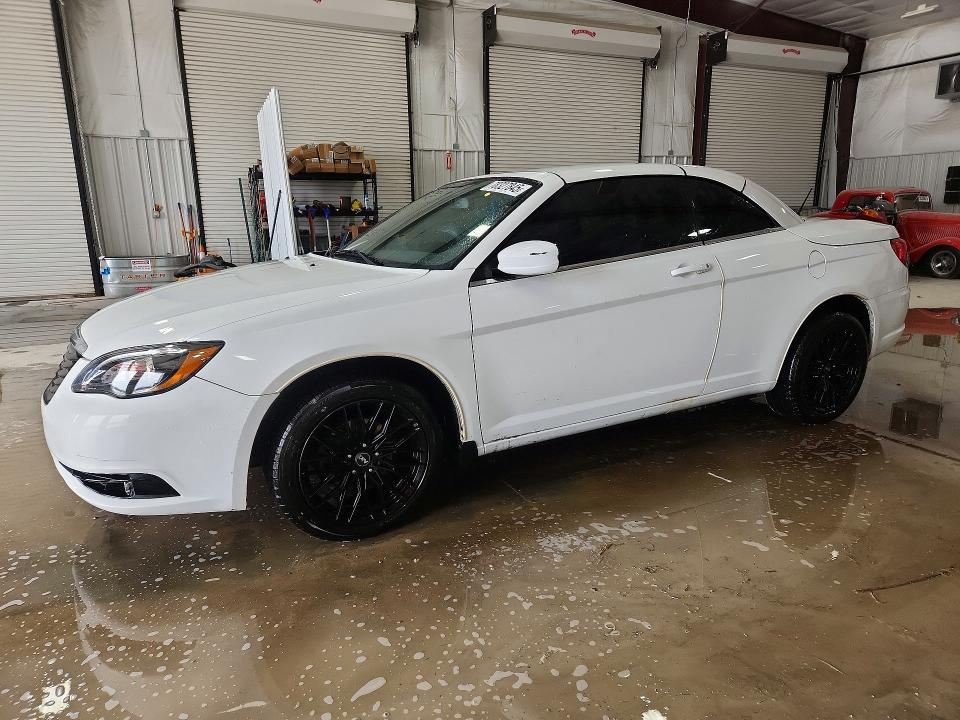 2013 Chrysler 200 მანქანა იყიდება აუქციონზე, vin: 1C3BCBGG3DN543094, აუქციონის ნომერი: 78327845
